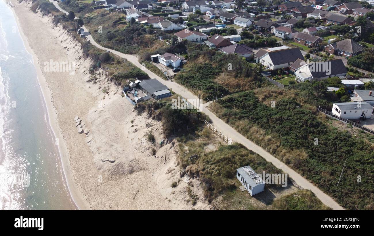 Hemsby villaggio sul mare e spiaggia Norfolk Inghilterra vista aerea Foto Stock