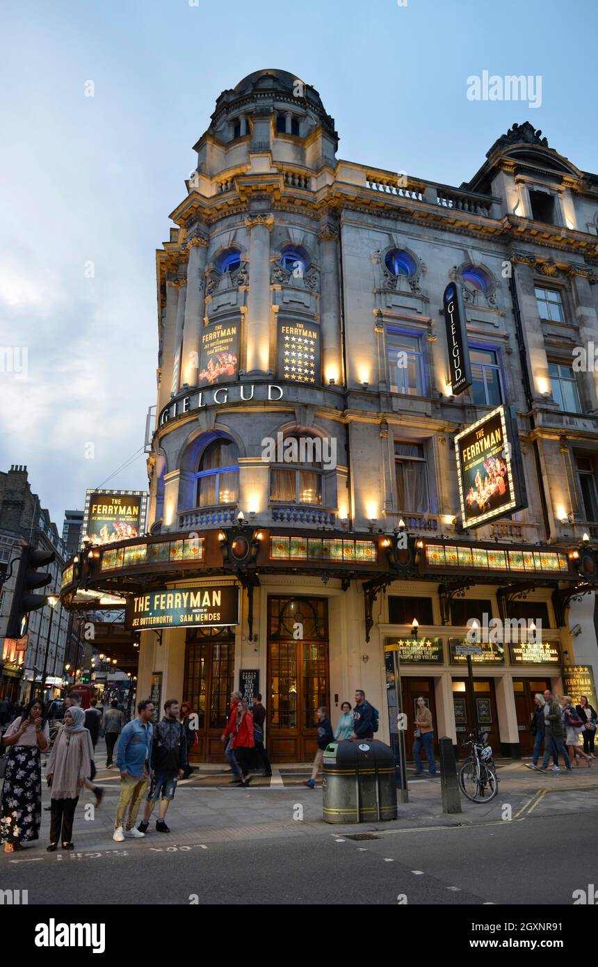 Musical, The Ferryman, Gielgud Theatre, Shaftesbury Avenue, Soho, Londra, Inghilterra, Regno Unito Foto Stock