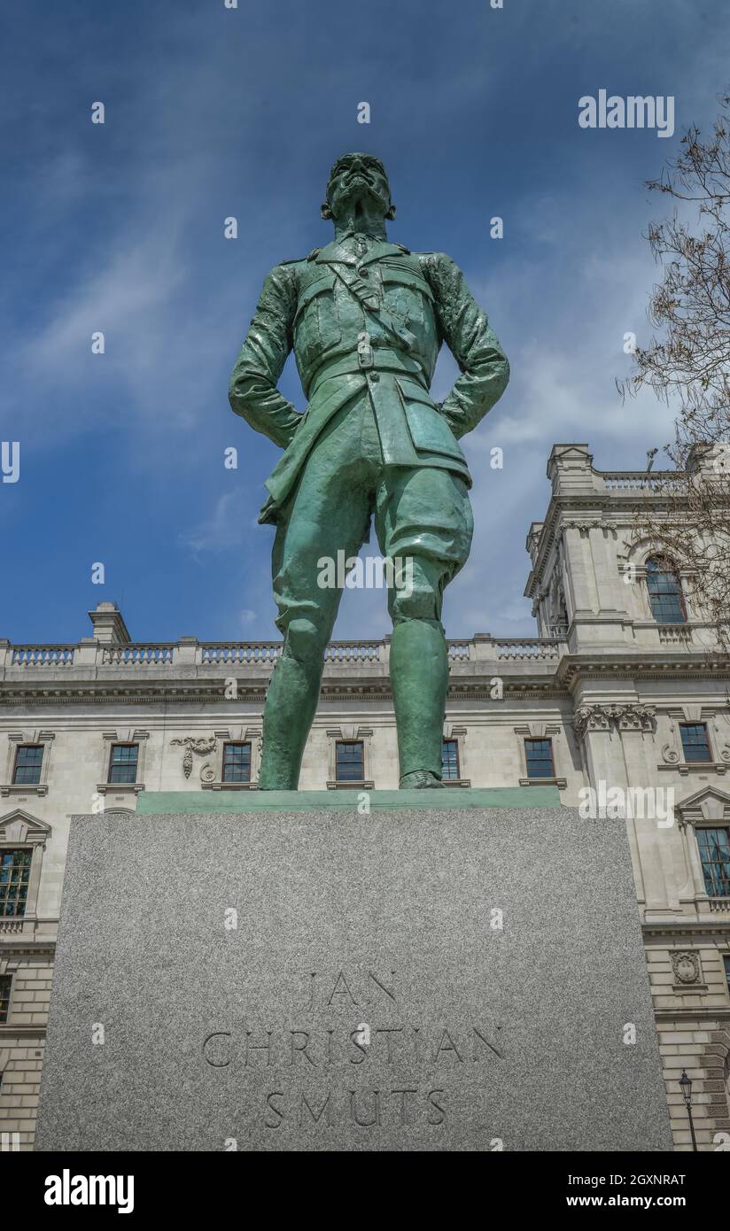 Statua, Jan Christian Smuts, Parliament Square, Londra, Inghilterra, Regno Unito Foto Stock