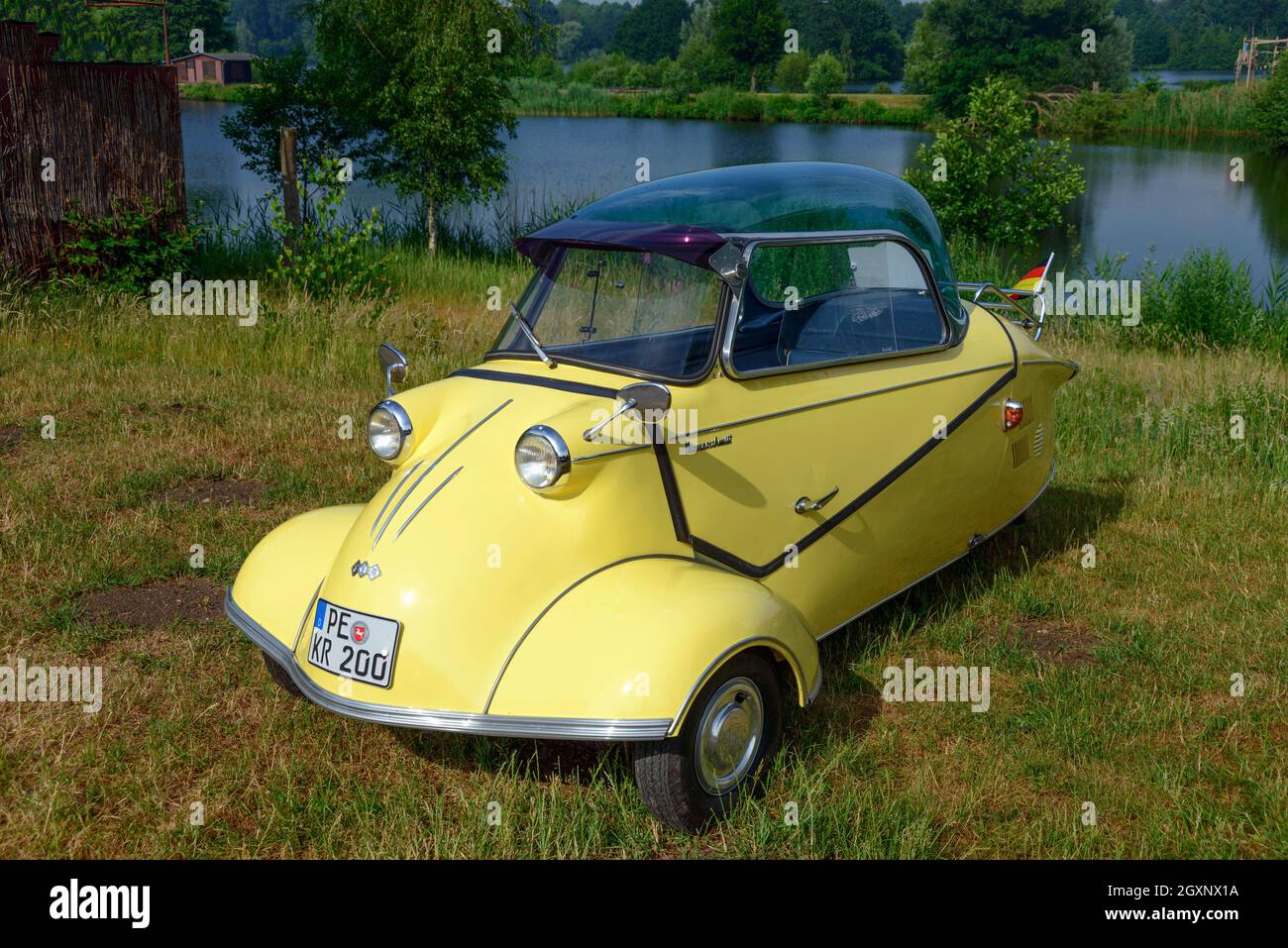 Messerschmitt cabin scooter KR 200, lago Irenensee, Uetze, Bassa Sassonia, Germania Foto Stock
