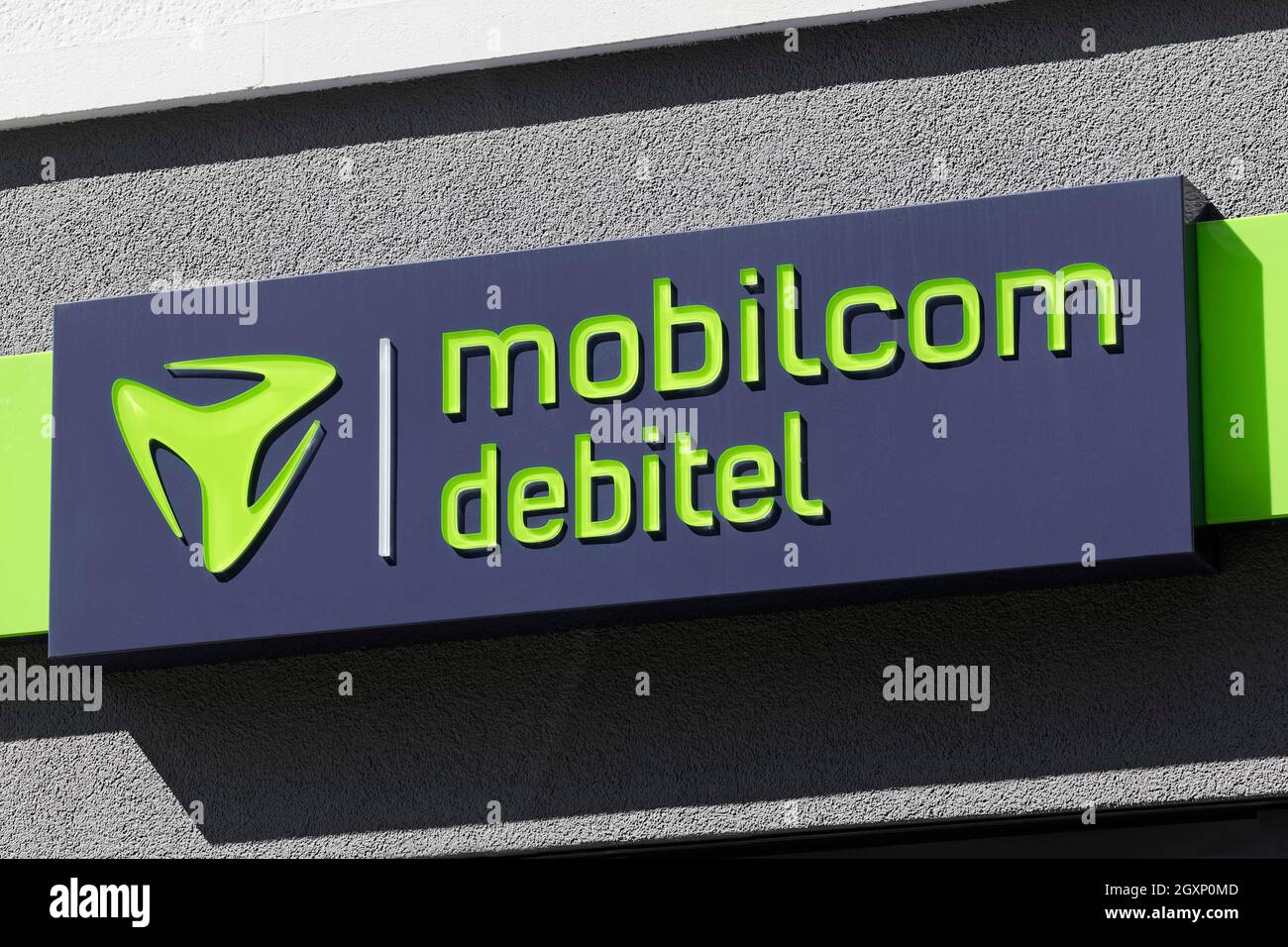 MobilCom-debitel, logo sul negozio, fornitore di telefonia mobile indipendente dalla rete, società di telecomunicazioni, Muelheim an der Ruhr, Nord Foto Stock