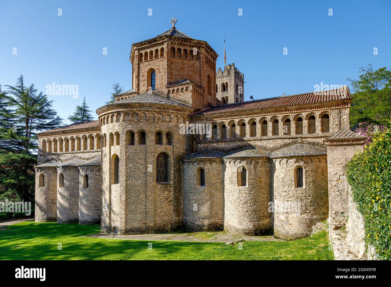 Santa Maria de Ripoll monastero Catalogna Spagna. Fondata nel 879 è considerata la culla della nazione catalana. Foto Stock