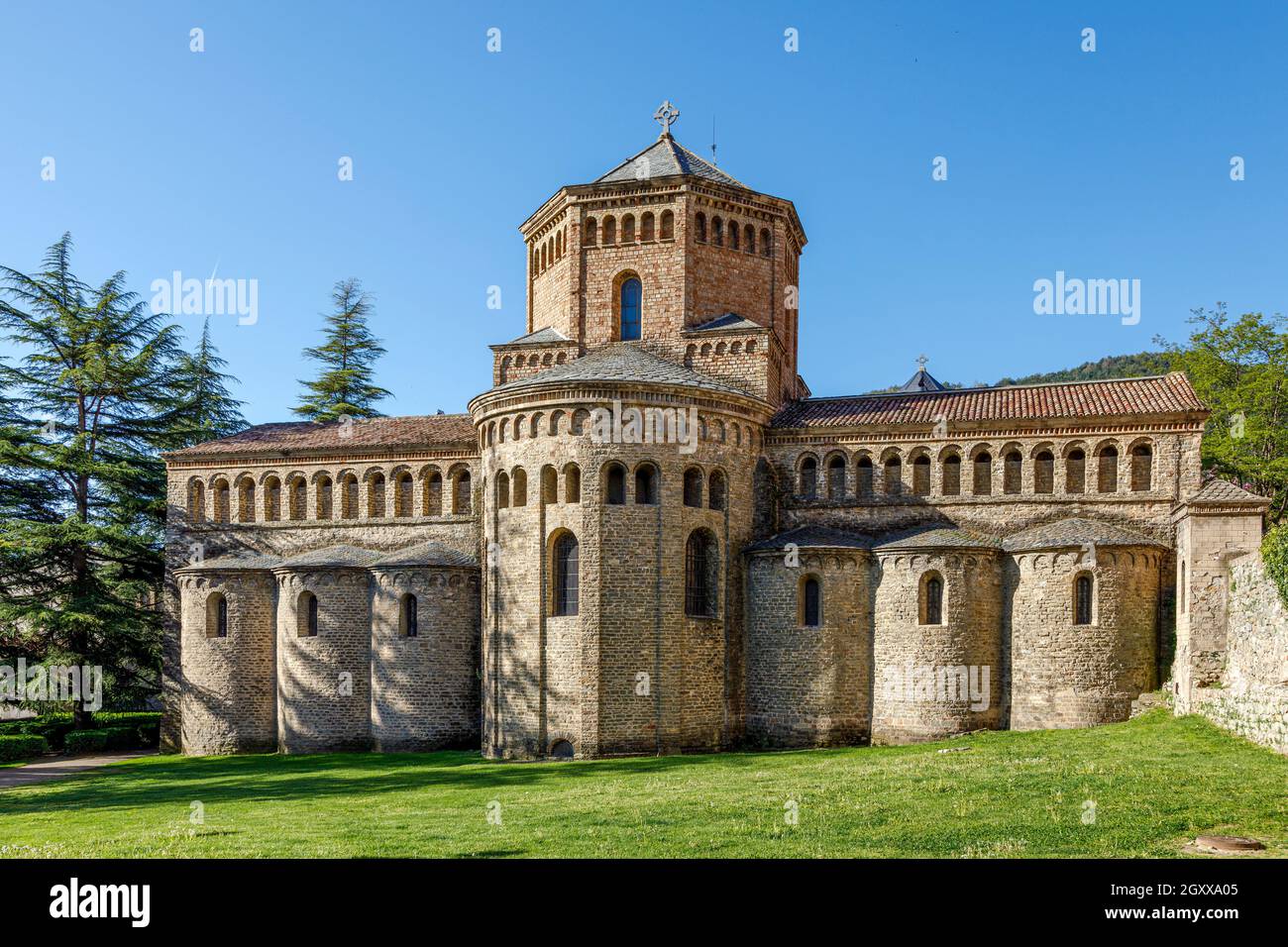 Santa Maria de Ripoll monastero Catalogna Spagna. Fondata nel 879 è considerata la culla della nazione catalana. Foto Stock