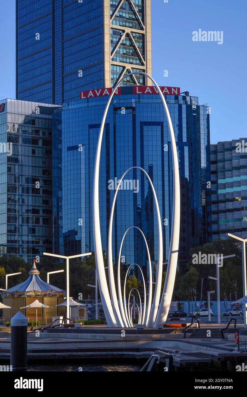 Australia Occidentale, Perth. Lo Spanda è un'opera d'arte pubblica dell'artista australiano Christian de Vietri nell'Elizabeth Quay, prefinale sul lungomare di Perth Foto Stock