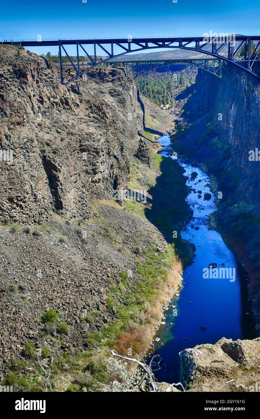 Colpo verticale del parco Peter Skene Ogden / veduta aerea. Foto Stock