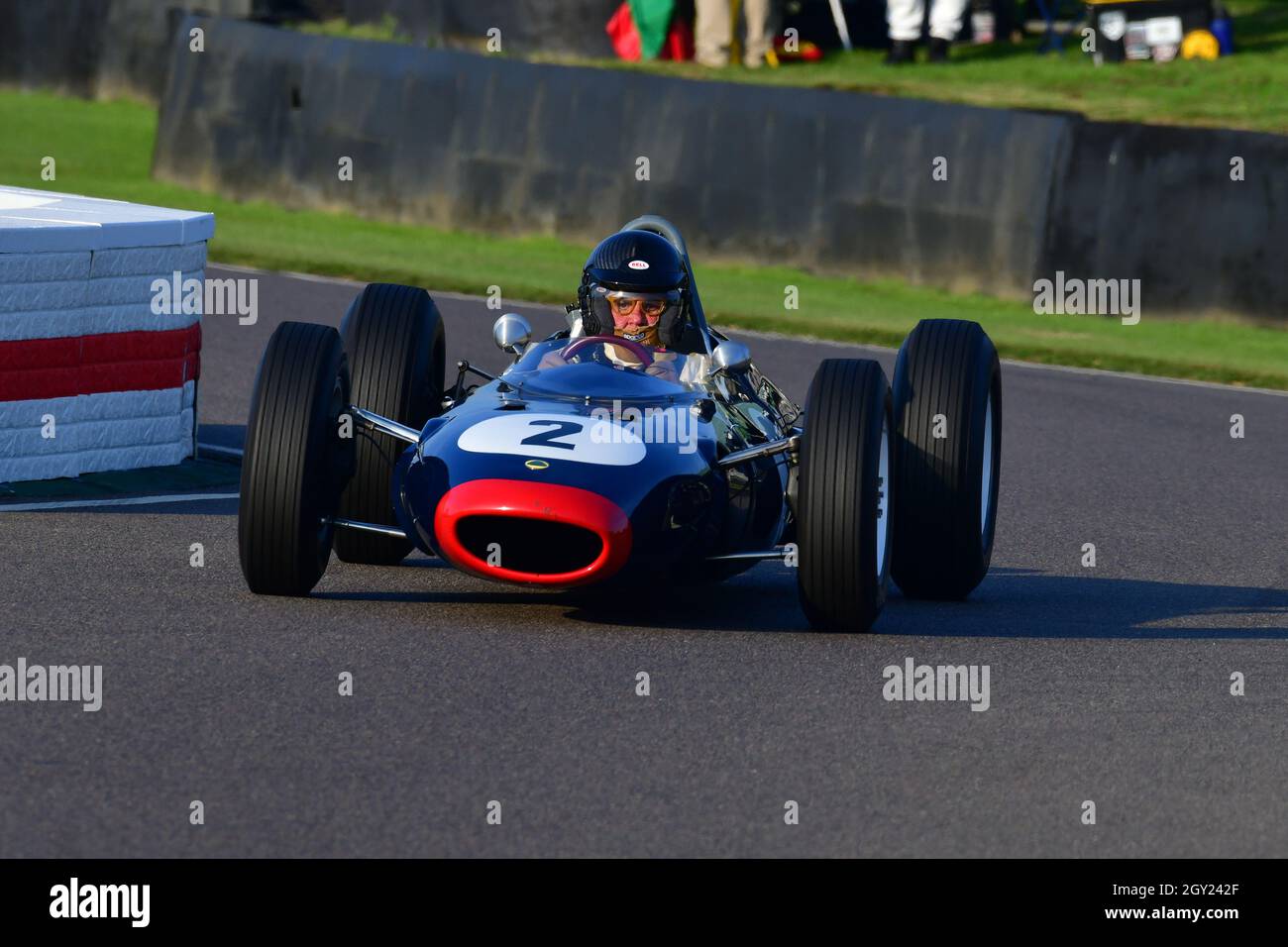 Federico Buratti, Lotus-BRM 24, Trofeo Glover, vetture 1500cc Gran Premio che gareggia tra il 1961 e il 1965, Goodwood Revival 2021, Goodwood, Chichester, W. Foto Stock