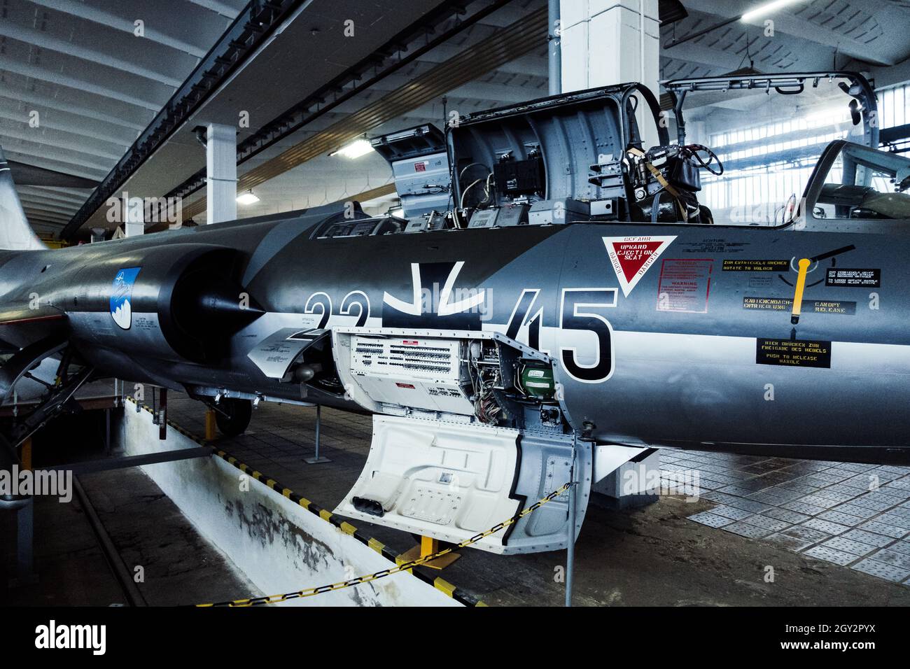 WERNIGERODE, GERMANIA - 12 settembre 2021: Il Luftfahrtmuseum Luftfahrt Flugzeug Museum Wernigerode Militaer Bomber Jet Bundeswehr Foto Stock