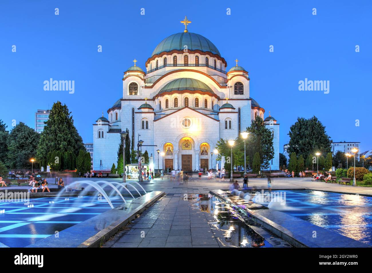 Incubo sul tempio di Santa Sava nel centro di Belgrado, Serbia. La chiesa, costruita tra il 1935 e il 2004 è tra le più grandi chiese ortodosse in Foto Stock