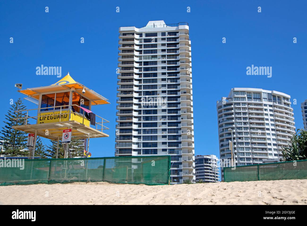 Stazione di bagnino a Main Beach sulla Gold Coast Foto Stock