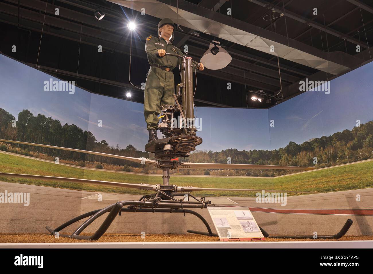 Un prototipo di carro volante da solo, de Lackner HZ-1 Aerocycle. Presso il museo dei trasporti dell'esercito degli Stati Uniti a Fort Eustis, Virginia. Foto Stock