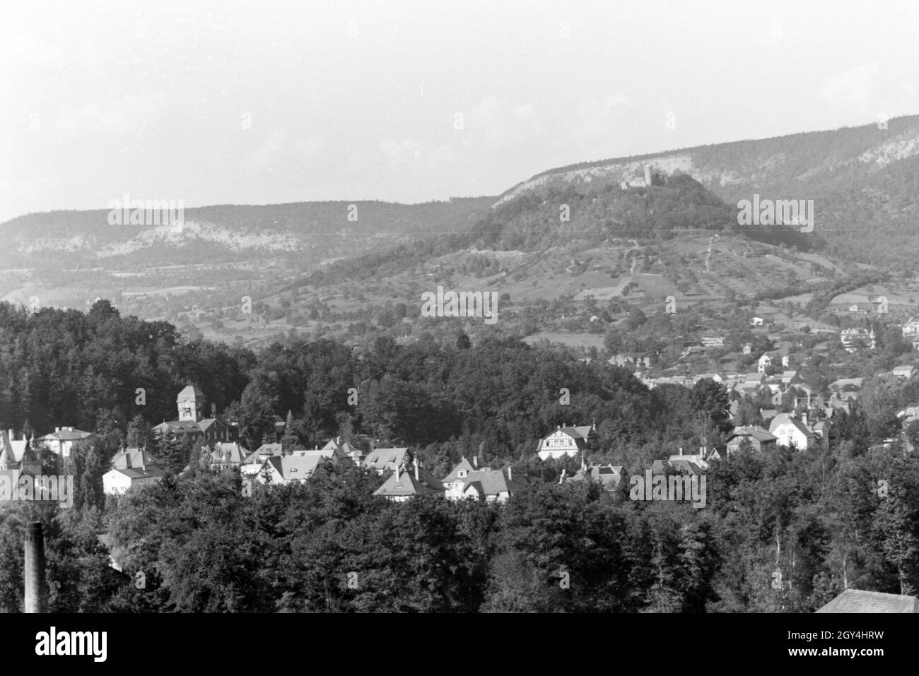Die Aussicht auf das Schwarzatal bei Bad Blankenburg, Deutschland 1930er Jahre. La vista sulla Valle Schwarza nei pressi di Bad Blankenburg, Germania 1930s. Foto Stock