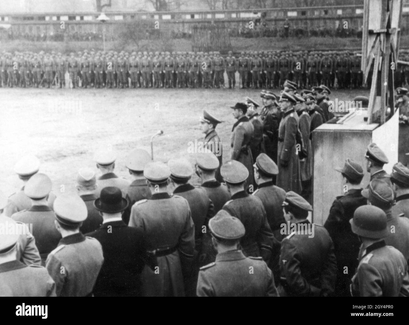 Reichsminister Dr. Goebbels assume la sponsorizzazione del reggimento di guardia Kommandeur Remer il 2 febbraio 1944 [traduzione automatica] Foto Stock