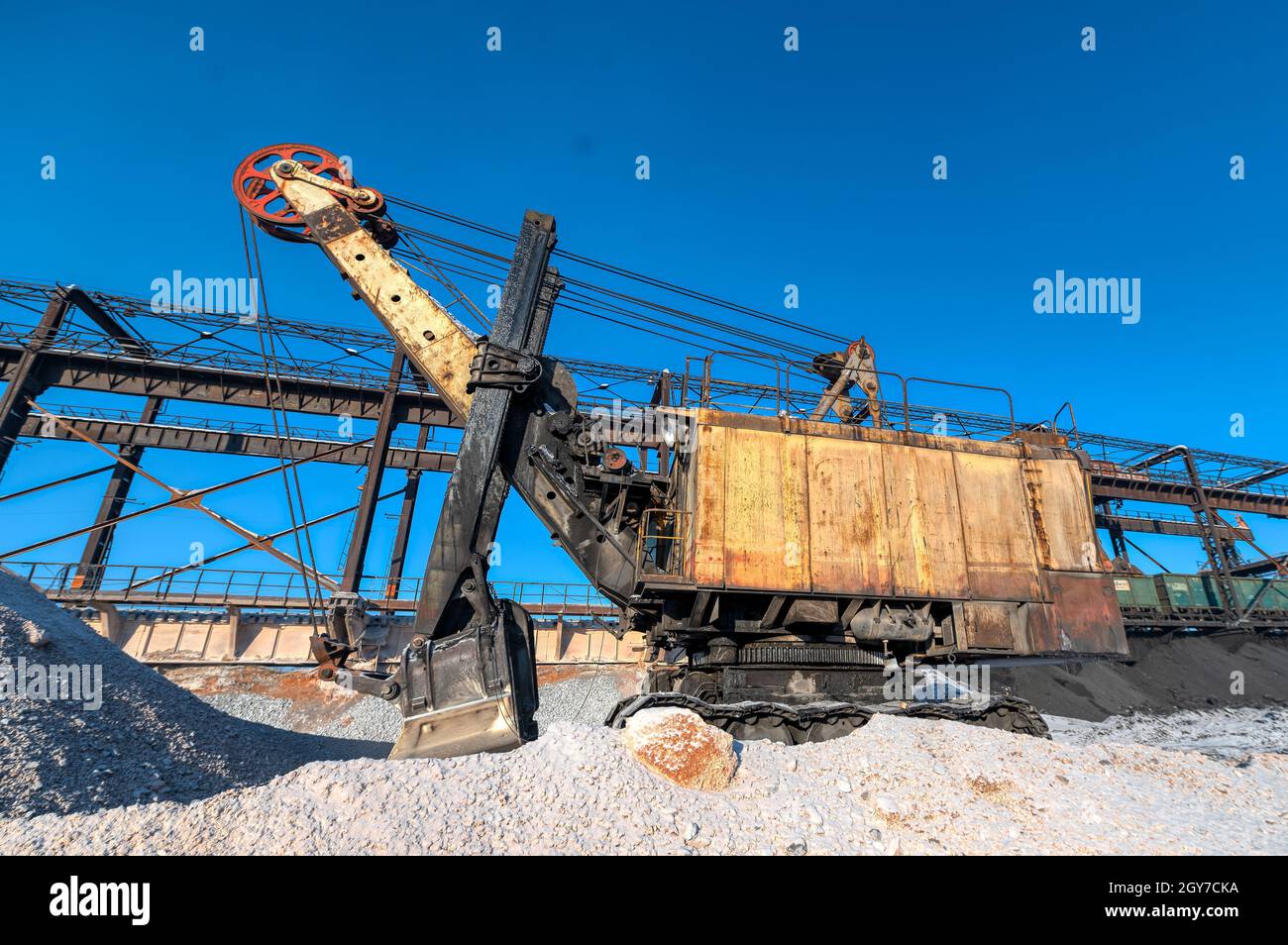 Vecchia macchina per il movimento terra escavatore a fune Foto Stock
