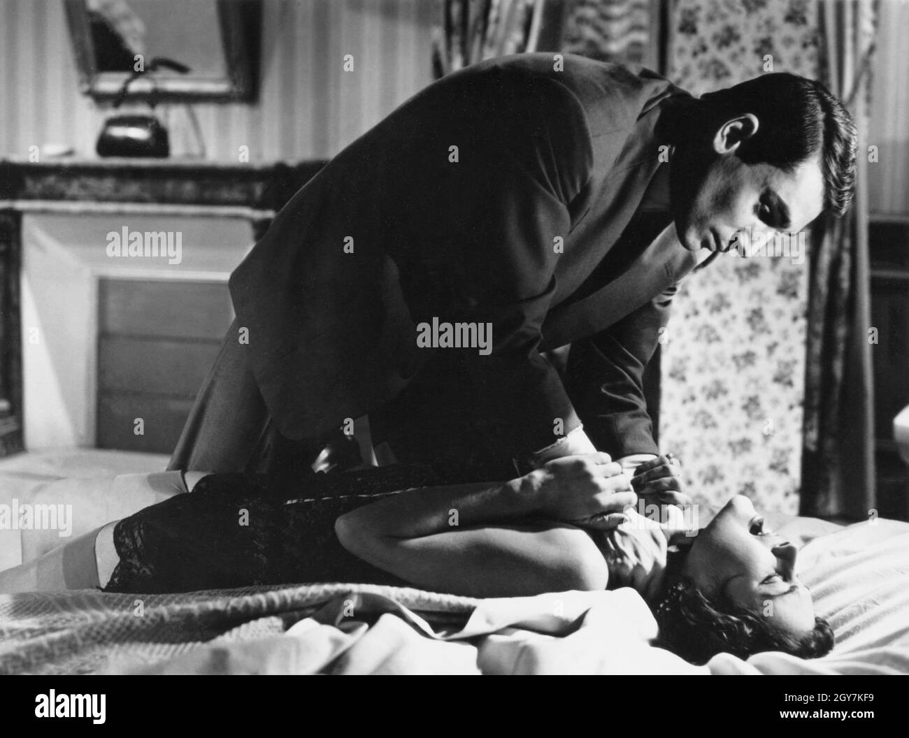 Serie Noire anno : 1955 Francia Direttore : Pierre Foucaud Robert Hossein, Monique van Vooren Foto Stock