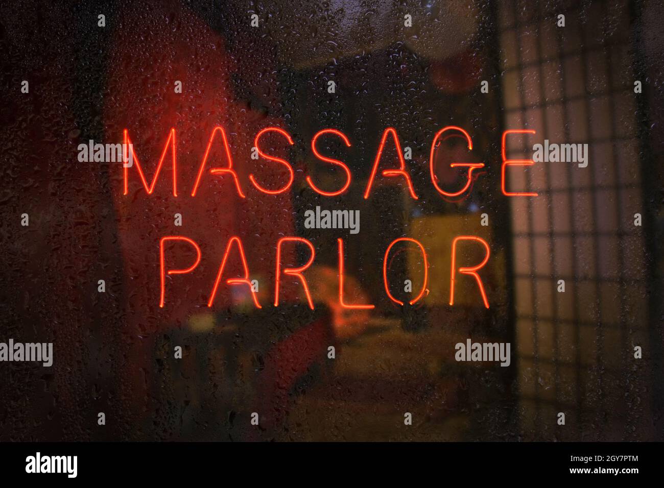 Vintage neon Sign in Window Massaggio Asiatico Foto Stock