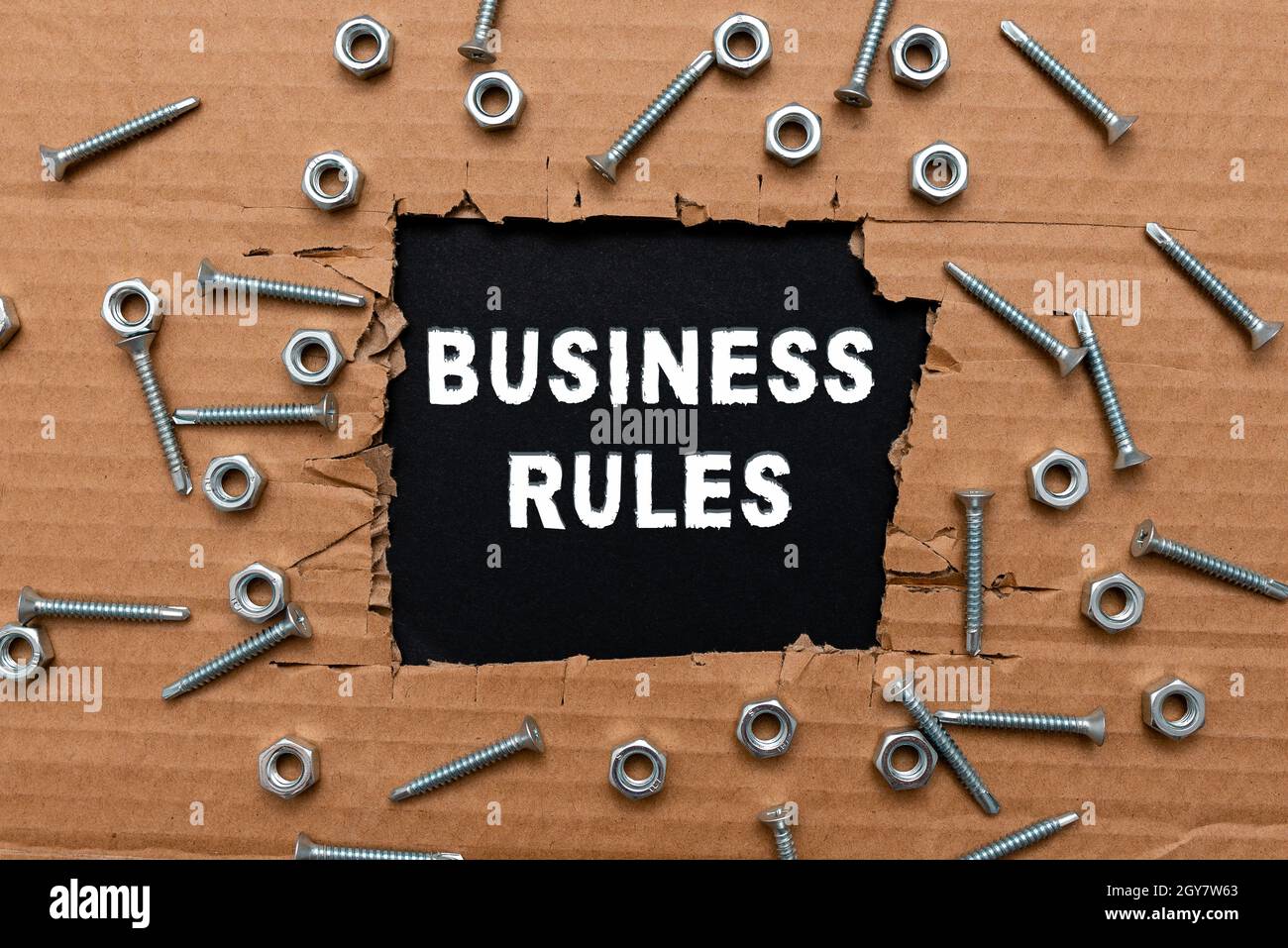 Scrittura che visualizza il testo regole di affari, idea di affari i principi che determinano le attività della società sono piani di ufficio intelligenti costruzione D Foto Stock