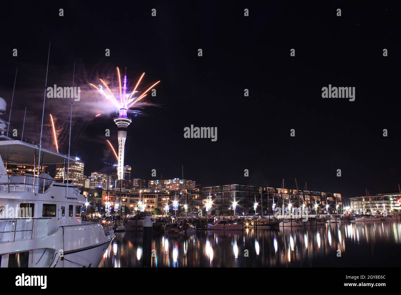 Fuochi d'artificio su Auckland Nuova Zelanda. 9 Sep 2011 Foto Stock