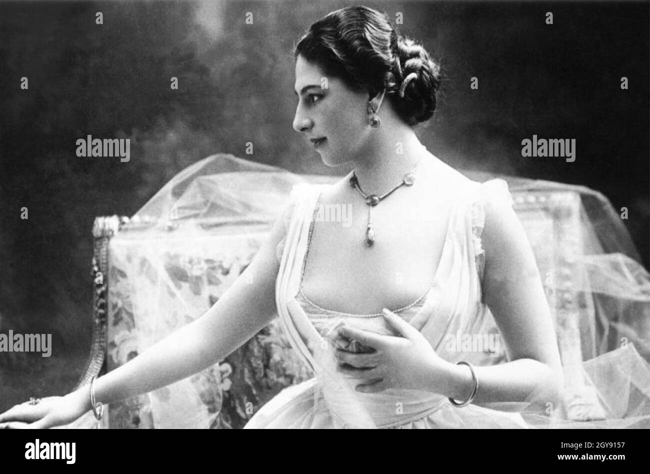 MATA HARI (1876-1917) ballerino esotico olandese eseguito dai francesi come una spia tedesca Foto Stock