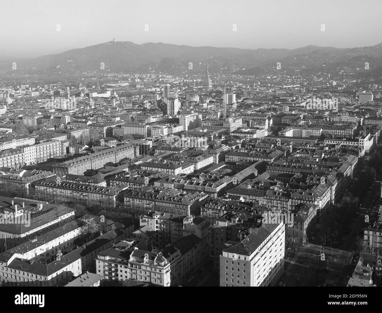 Veduta aerea della città di Torino, Italia con Piazza Castello in bianco e nero Foto Stock