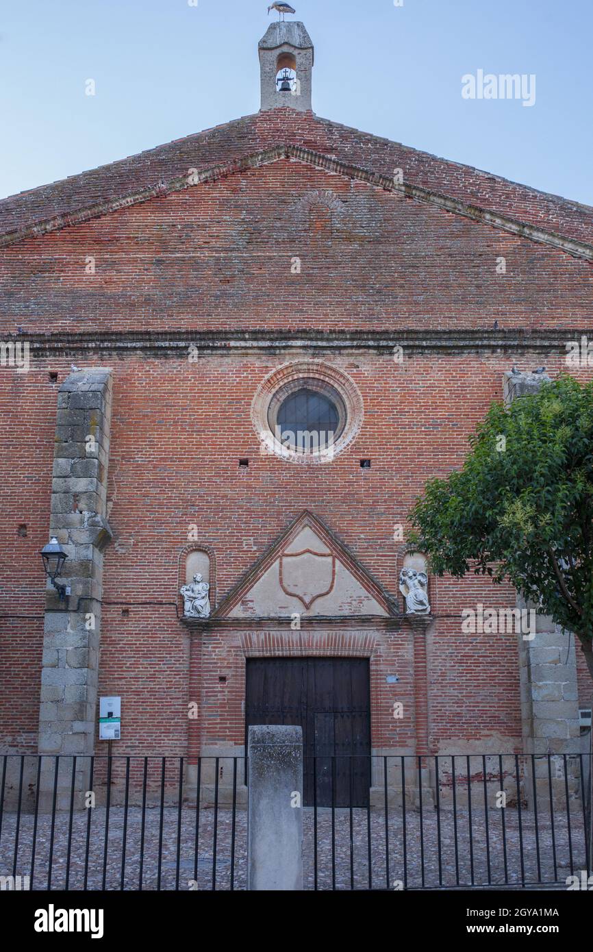 Chiesa di nostra Signora dell'Assunzione a Galisteo, bella città murata dalla Valle dell'Alagona, Estremadura, Spagna Foto Stock