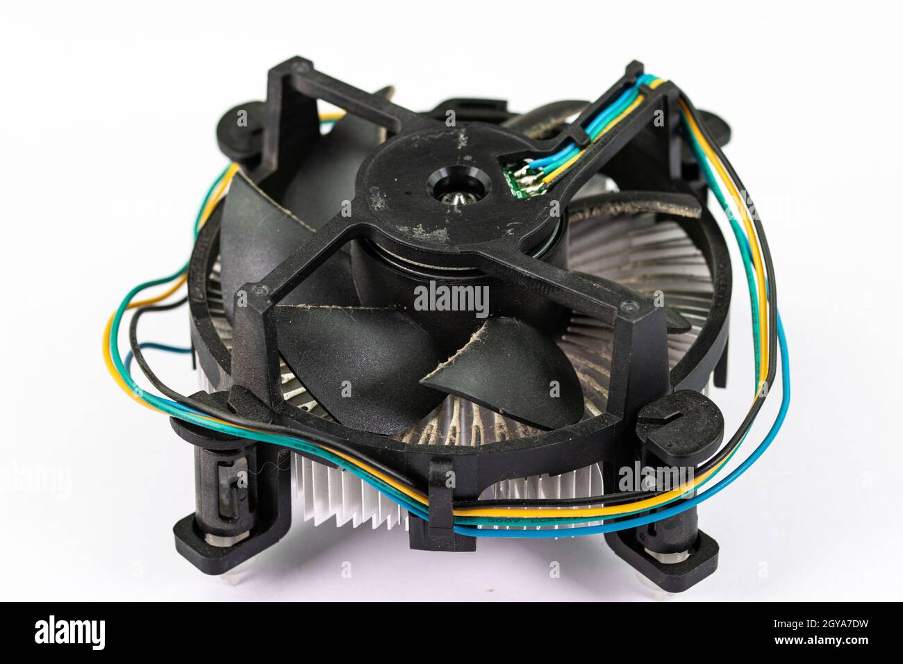 dissipatore di calore di una scheda madre del computer smontata da riparare Foto Stock