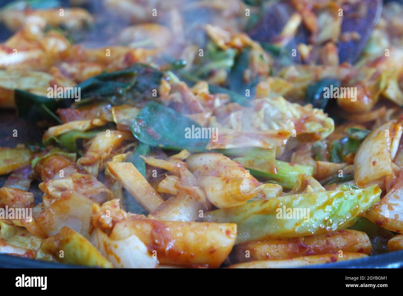 DAK galbi, preparazione alimentare tradizionale coreana. Pollo