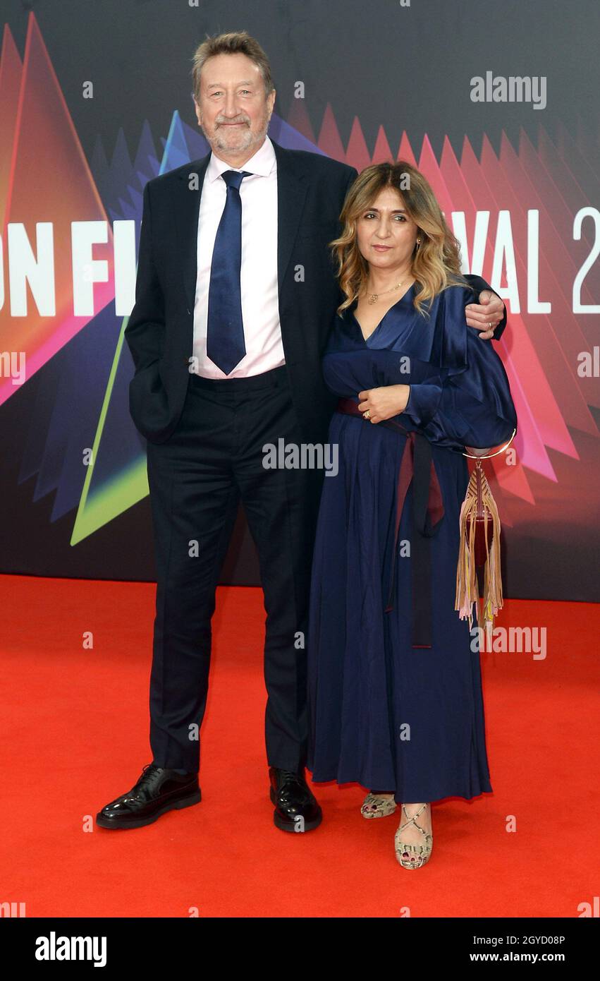 La foto deve essere accreditata ©Alpha Press 078237 07/10/2021 Steven Knight Spencer Premiere durante il BFI London Film Festival 2021 a Londra Foto Stock