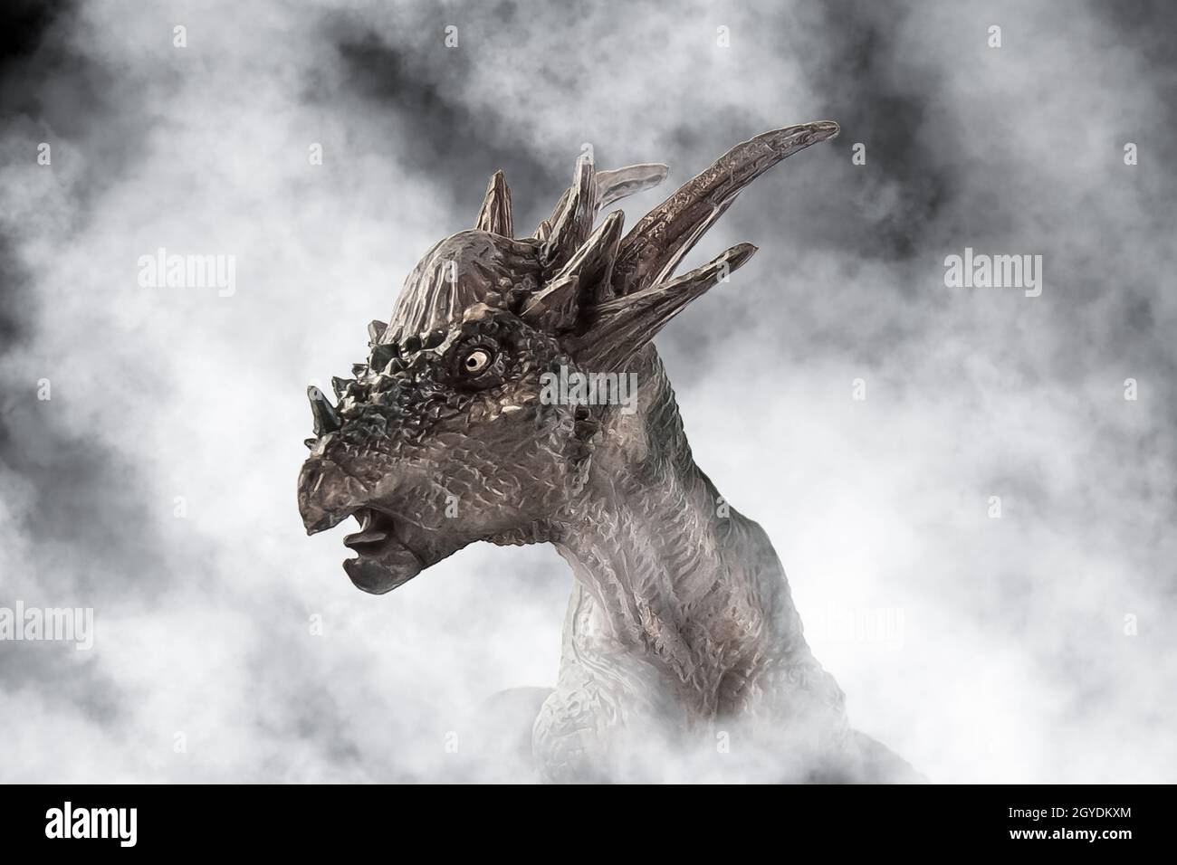 Dinosauro Stygimoloch su sfondo affumicato Foto Stock