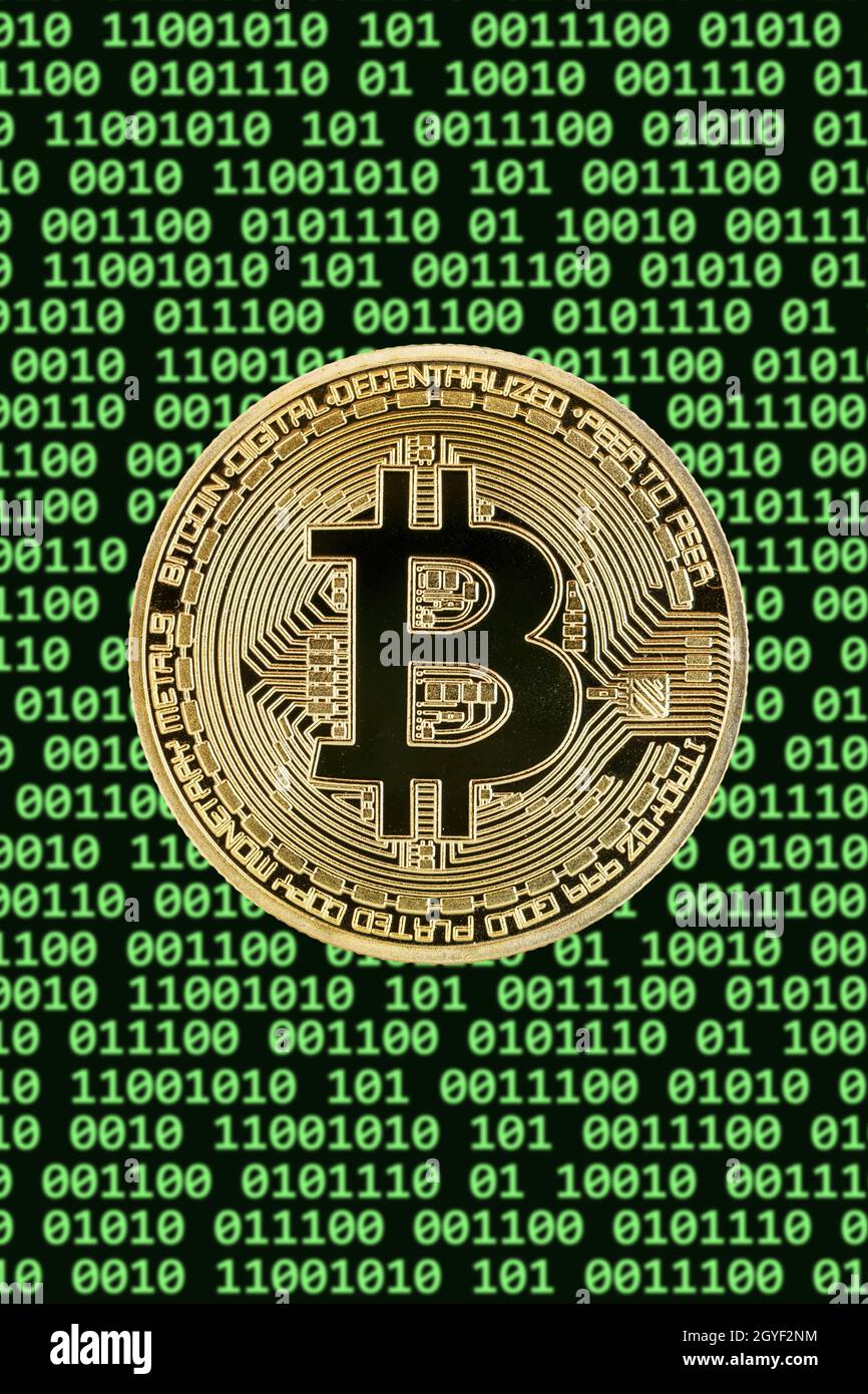 Bitcoin criptovaluta pagamento online pagare denaro digitale criptovaluta business finanzia il formato ritratto bit moneta Foto Stock