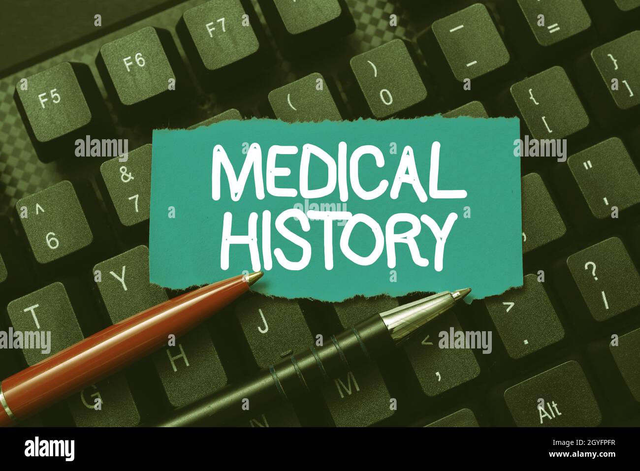 Ispirazione che mostra segno Storia medica, idea di affari Un registro delle informazioni circa una persona s è salute e idee di programma di elaborazione di parola di medicare, Foto Stock