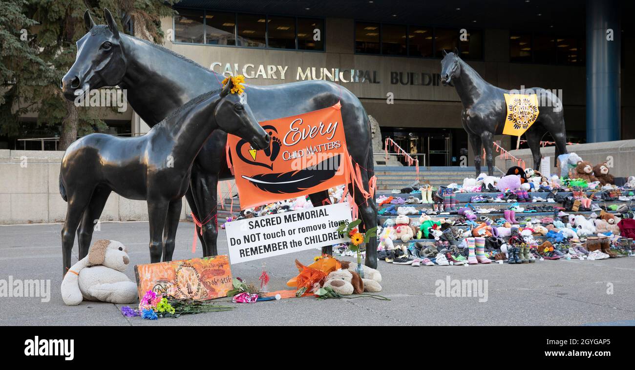 Memoriale per i bambini indigeni della scuola residenziale che hanno perso la vita e i sopravvissuti nella prima Giornata nazionale per la verità e la riconciliazione in Canada Foto Stock