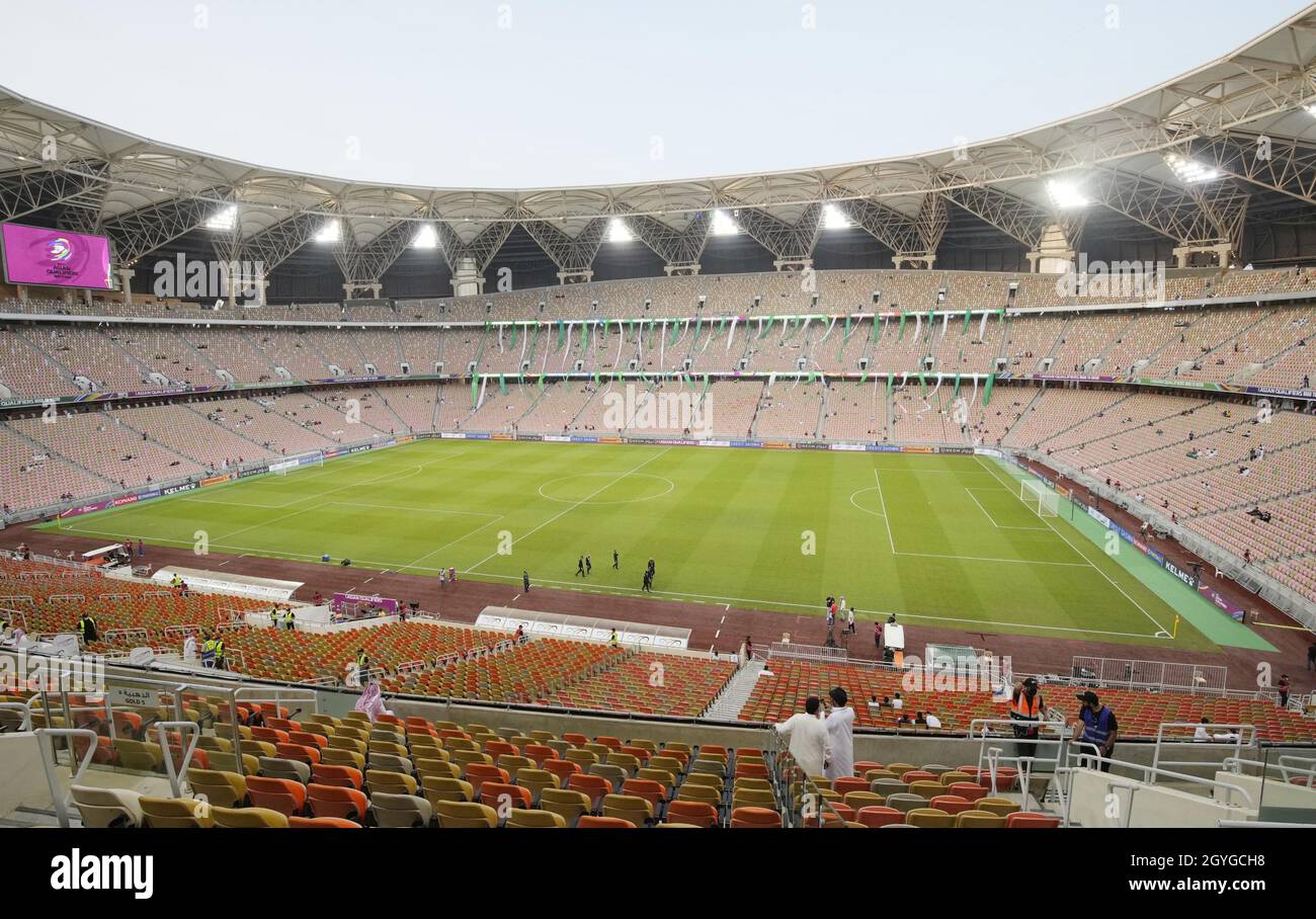 Jeddah, Arabia Saudita, il 7 ottobre 2021: Foto scattata il 7 ottobre 2021,  mostra il King Abdullah Sports City Stadium a Jeddah, Arabia Saudita, dove  una partita di football del Gruppo B