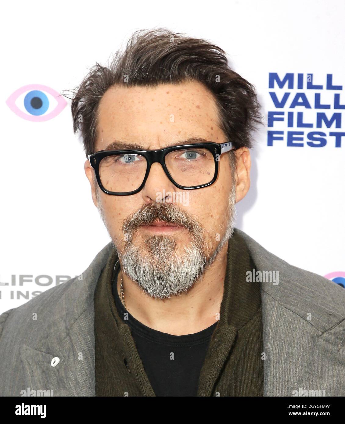 Il regista Joe Wright partecipa alla 44° edizione del Festival del film di Mill Valley che apre la serata di 'Cyrano' al Cinearts Sequoia il 7 ottobre 2021 a Mill Valley, California. Foto: Christopher Victorio/imageSPACE per MVFF/MediaPunch Foto Stock