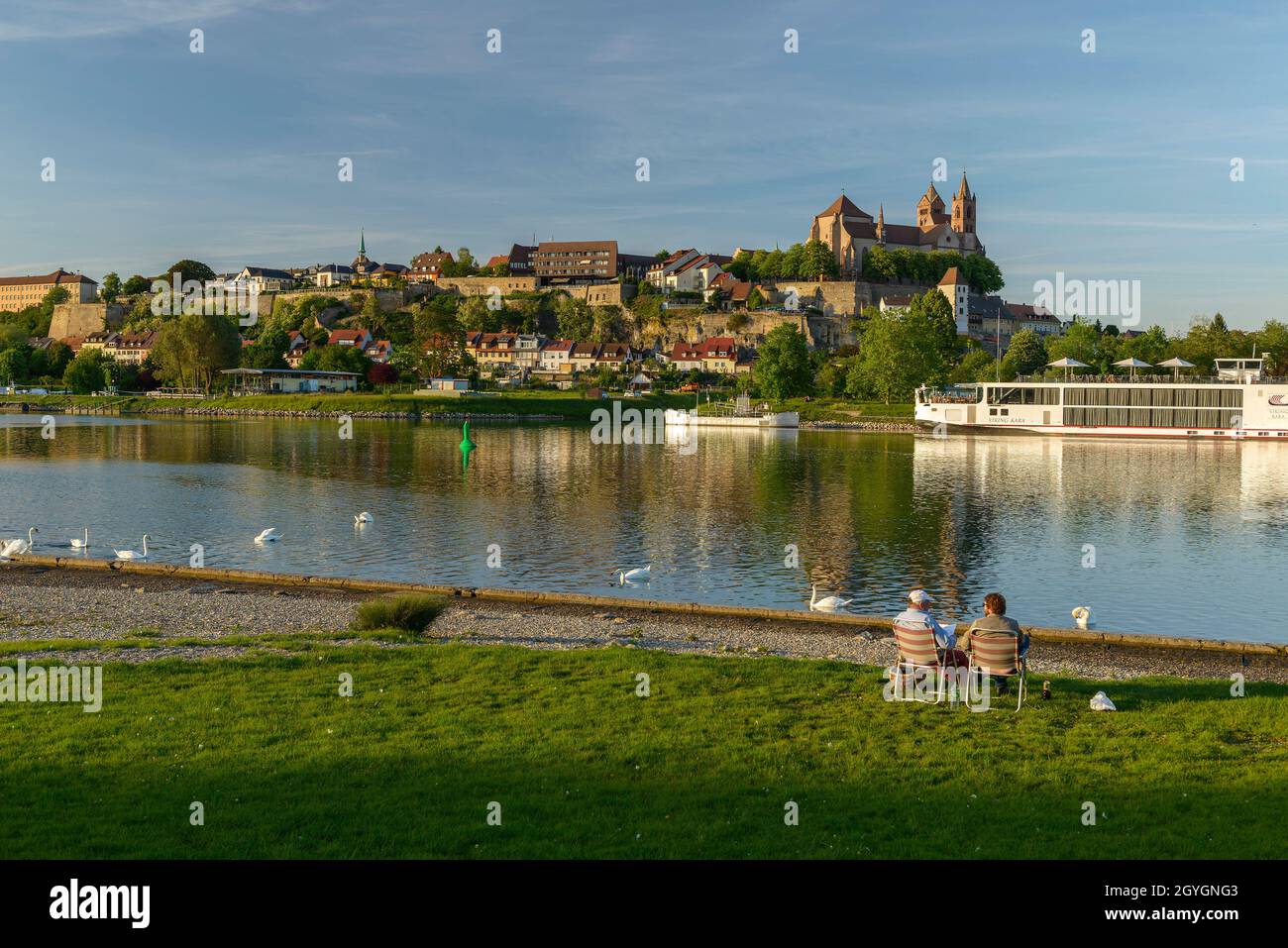 GERMANIA, BADEN-WUERTTEMBERG, BREISACH AM RHEIN E IL RENO Foto Stock