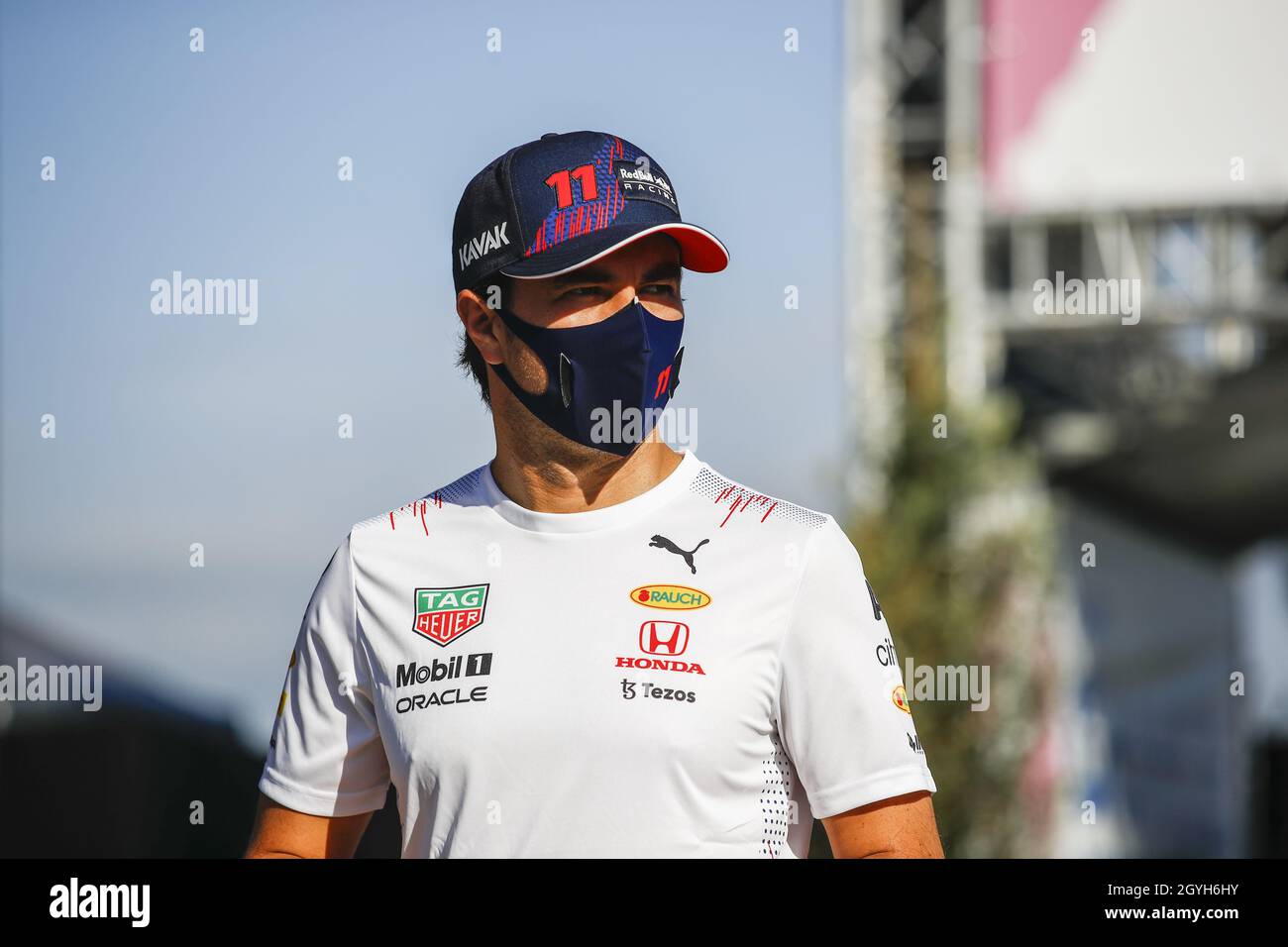 Istanbul Park, a Tuzla, Turchia. 8 ottobre 2021: Tuzla, Turchia. 08 ottobre 2021. PEREZ Sergio (mex), Red Bull Racing Honda RB16B, ritratto durante la Formula 1 Rolex Turkish Grand Prix 2021, 16° round del FIA Formula uno World Championship 2021 dall'8 al 10 ottobre 2021 sul Parco di Istanbul, a Tuzla, Turchia - Foto: Xavi Bonilla/DPPI/LiveMedia Credit: Agenzia fotografica indipendente/Alamy Live News Foto Stock