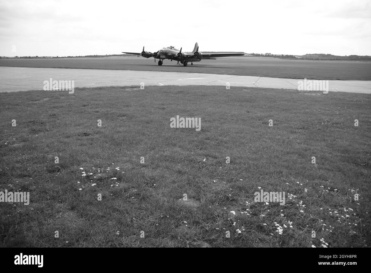 Boing B17G bomber americano sul campo aereo britannico Foto Stock