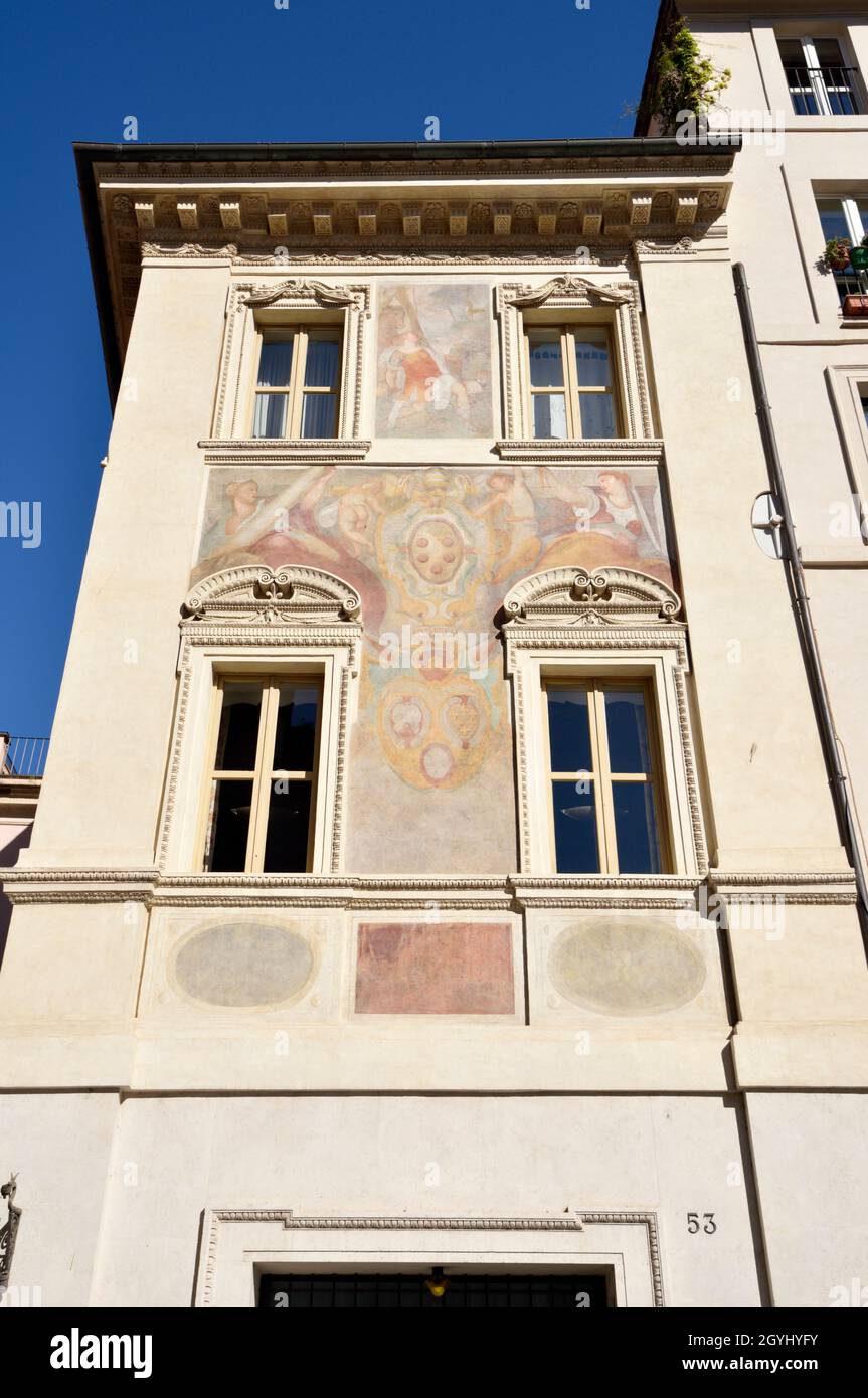 Italia, Roma, Piazza di Sant'Eustachio, Palazzetto tipo da Spoleto (XVI secolo), affreschi di Federico Zuccari Foto Stock
