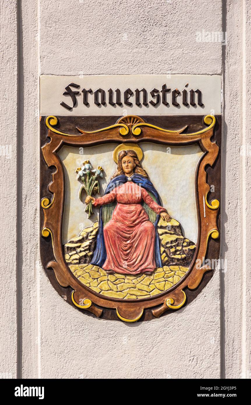 Comune stemma sul municipio di Frauenstein nei Monti ore, Sassonia, Germania. Foto Stock