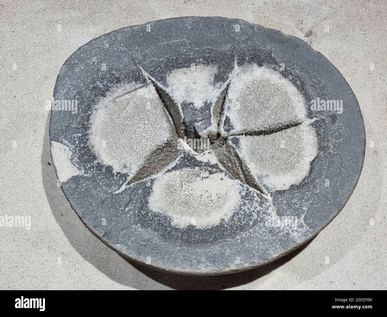 Il diamante di Bornholm è stato creato al quarzo. Chiamato anche cristallo di roccia SiO2 Foto Stock