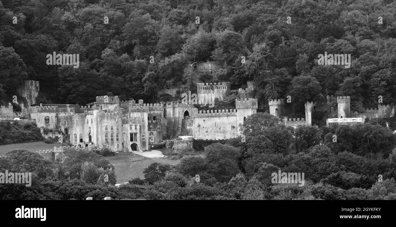 Sono un castello di Gwrych celebrità, i preparativi sono ben in corso come il castello è trasformato per ITV sono una celebrità mi uscire di qui con ANT e Dec per il secondo anno consecutivo Foto Stock