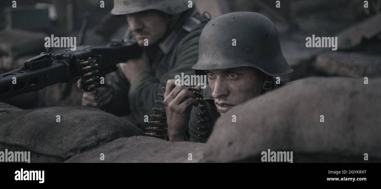 Gijs Blom, 'la battaglia dimenticata' (2021). Photo credit: Netflix / The Hollywood Archive Foto Stock