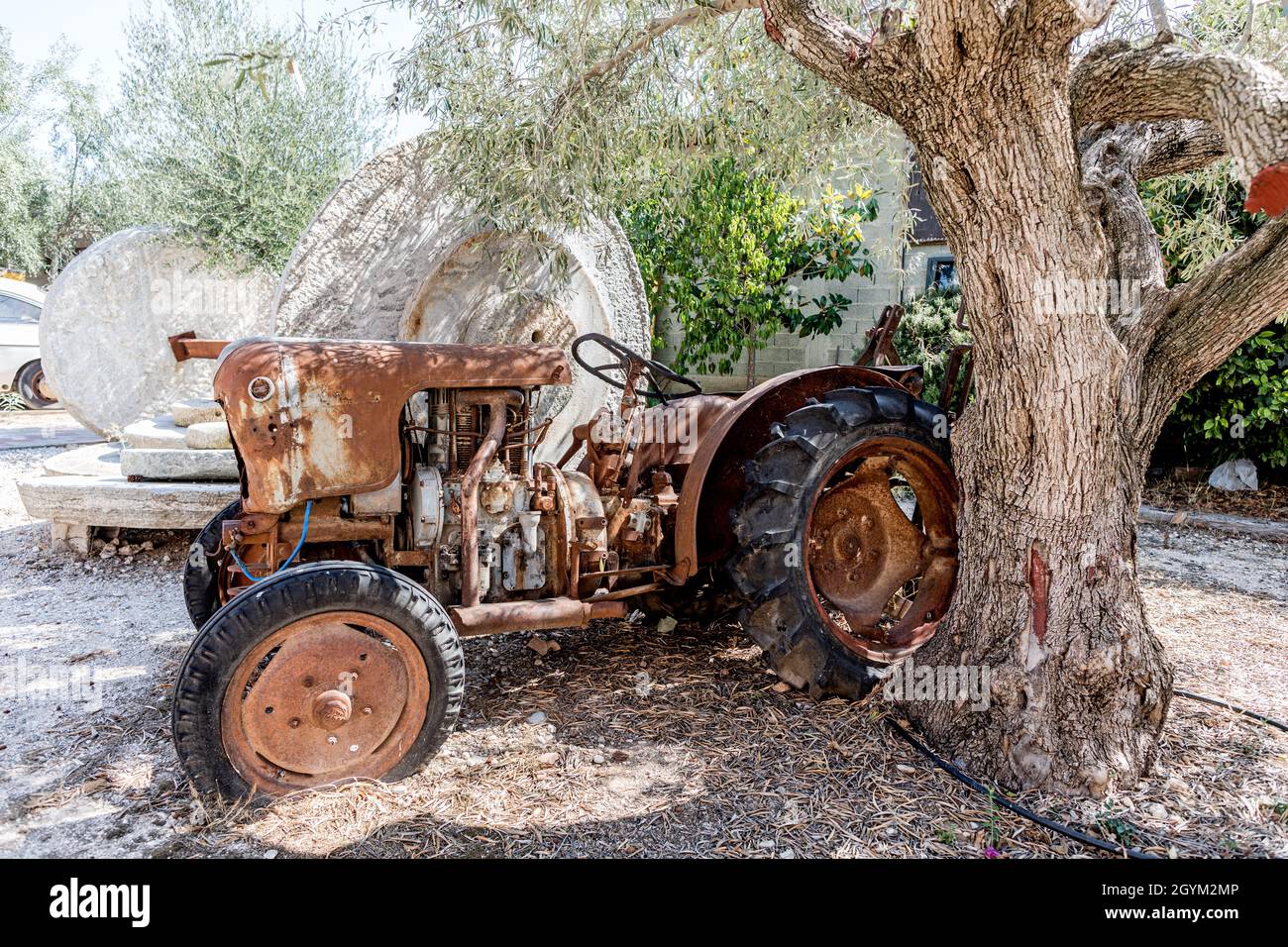 VW Cars Scrap Yard Peloponneso Grecia Foto Stock