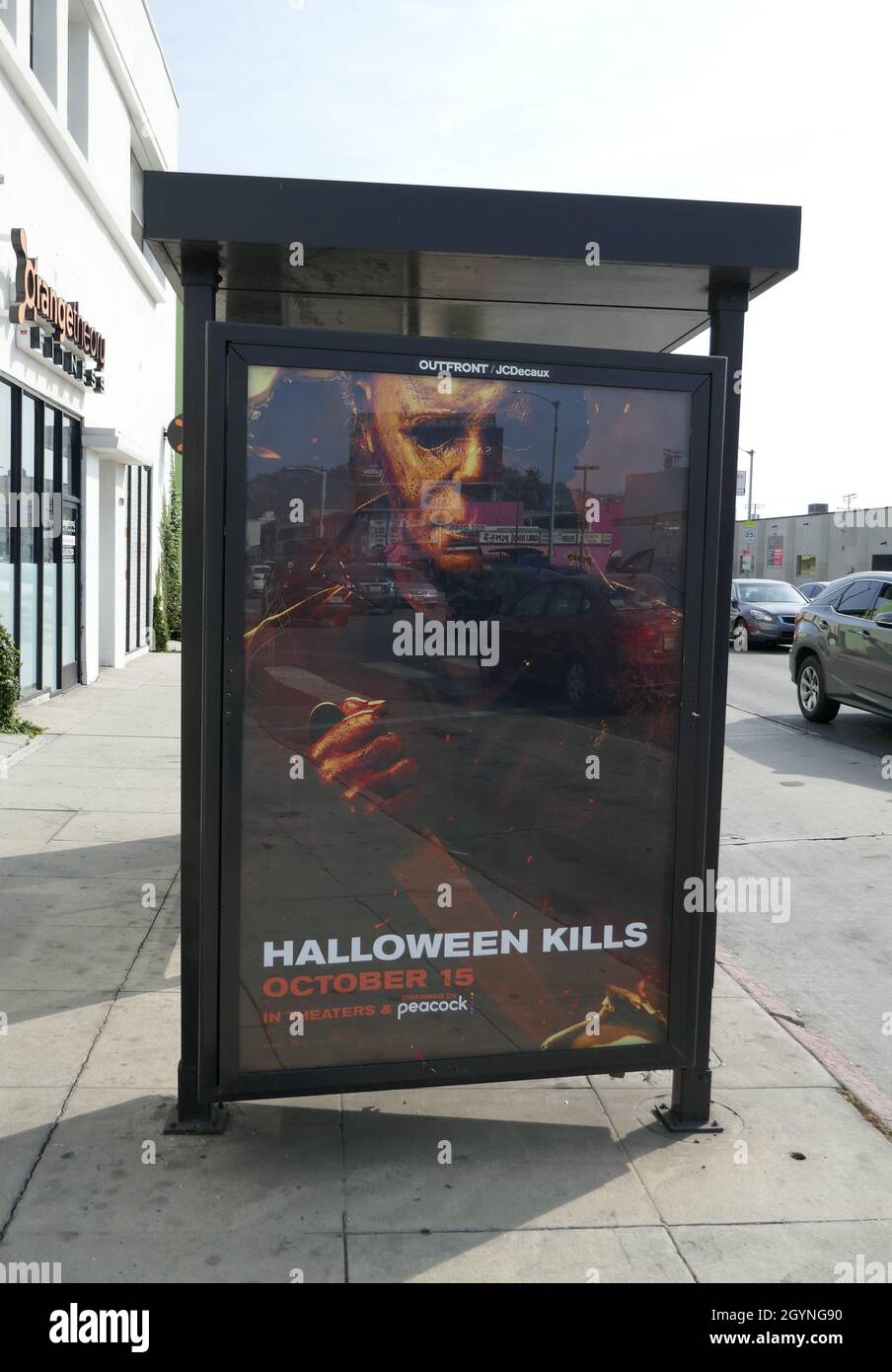 Los Angeles, California, Stati Uniti 29 settembre 2021 Una vista generale dell'atmosfera di Halloween uccide la fermata dell'autobus del Poster del film il 29 settembre 2021 a Los Angeles, California, Stati Uniti. Foto di Barry King/Alamy Stock Foto Foto Stock