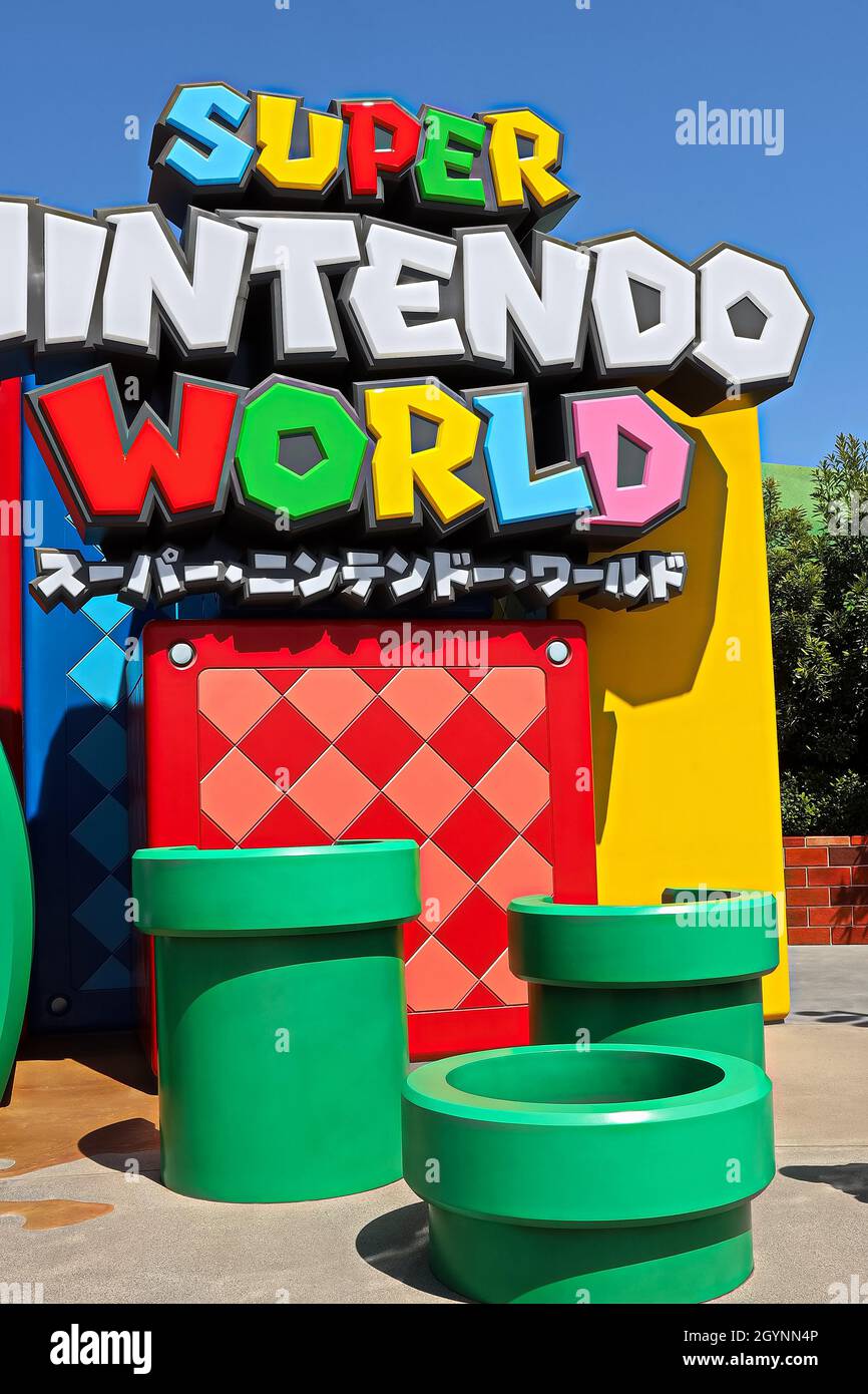Scenario all'ingresso di Nintendo World.Super Nintendo World è un'area a tema presso gli Universal Studios Japan. Foto Stock