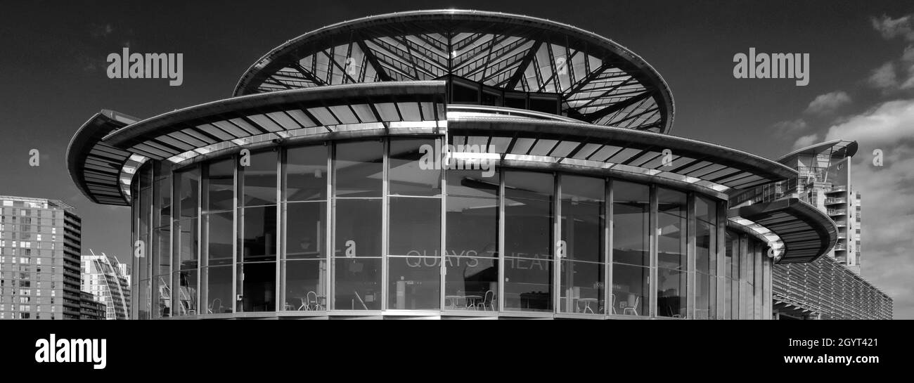 The Lowry Theatre, Pier 8, Salford Quays, Manchester, Lancashire, Inghilterra, Regno Unito Foto Stock