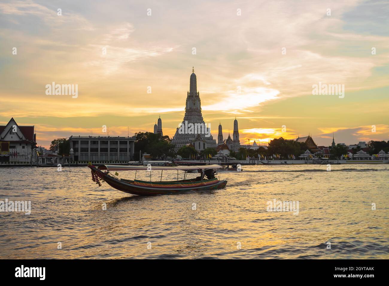 Wat Arun Ratchawararam, migliori del turismo a Bangkok in Tailandia al tramonto Foto Stock