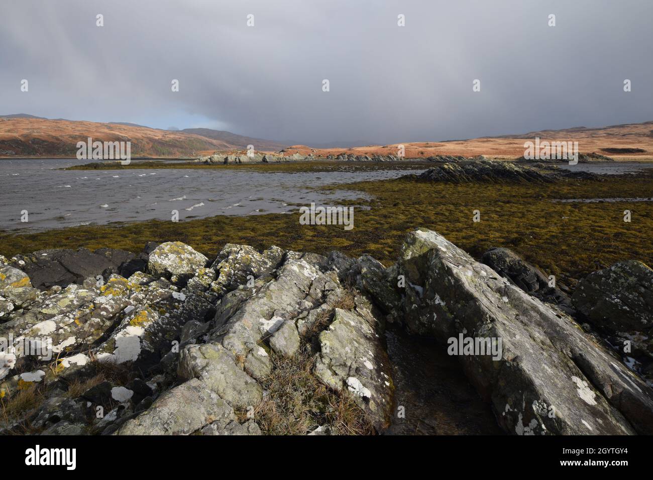 Raduno hailstorm Loch Tarbert l'isola di Jura Foto Stock