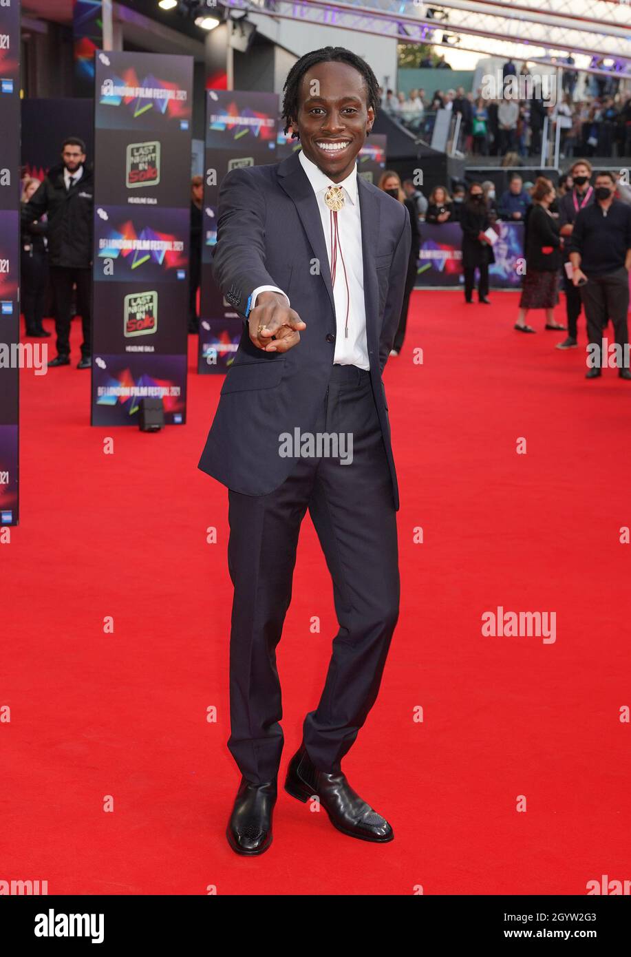 Michael Ajao partecipa alla prima europea di "Last Night in Soho", al Royal Festival Hall di Londra durante il BFI London Film Festival. Data foto: Sabato 9 ottobre 2021. Foto Stock