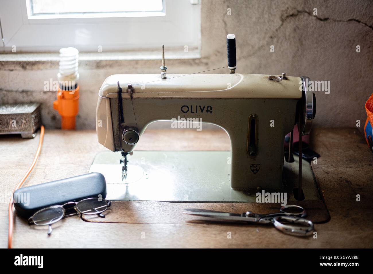 Vintage macchina da cucire Foto Stock