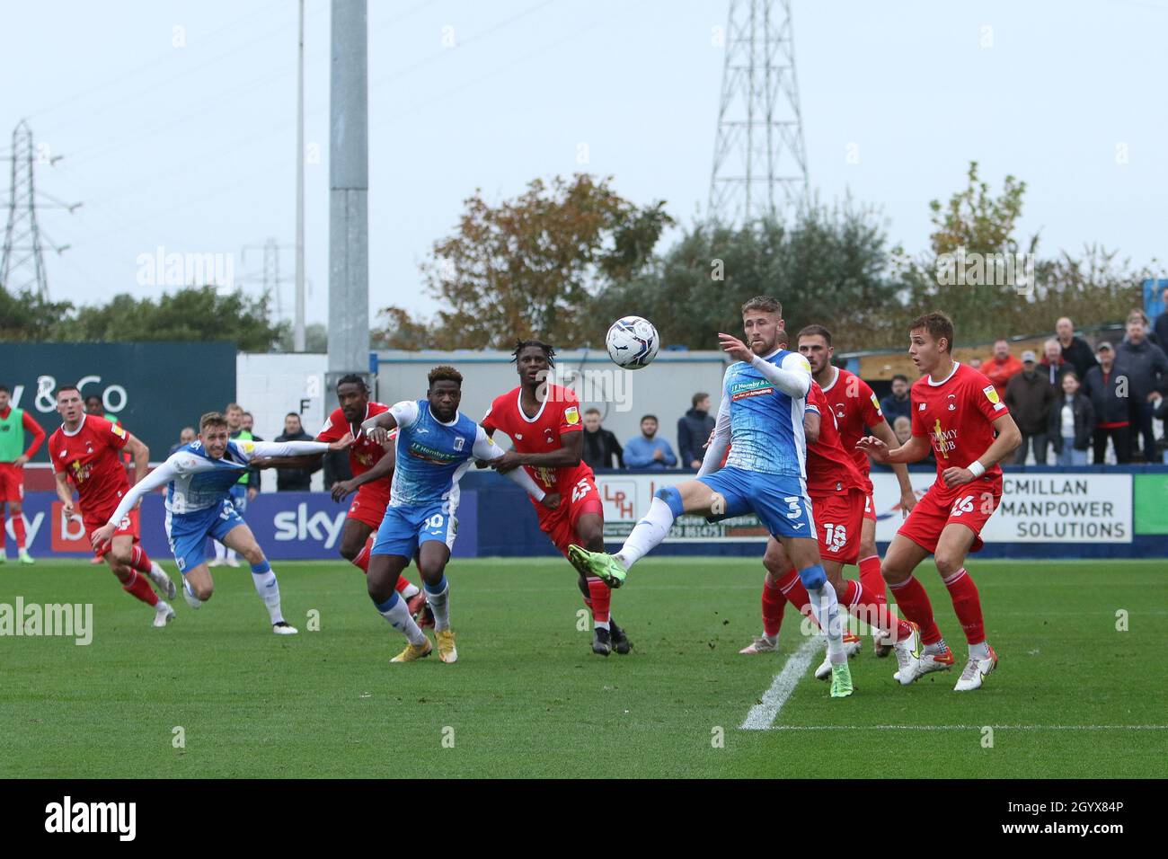 BARROW A FURNESS, REGNO UNITO. 9 OTTOBRE. Partita durante la partita Sky Bet League 2 tra Barrow e Leyton Orient a Holker Street, Barrow-in-Furness sabato 9 ottobre 2021. (Credit: Will Matthews | MI News) Credit: MI News & Sport /Alamy Live News Foto Stock